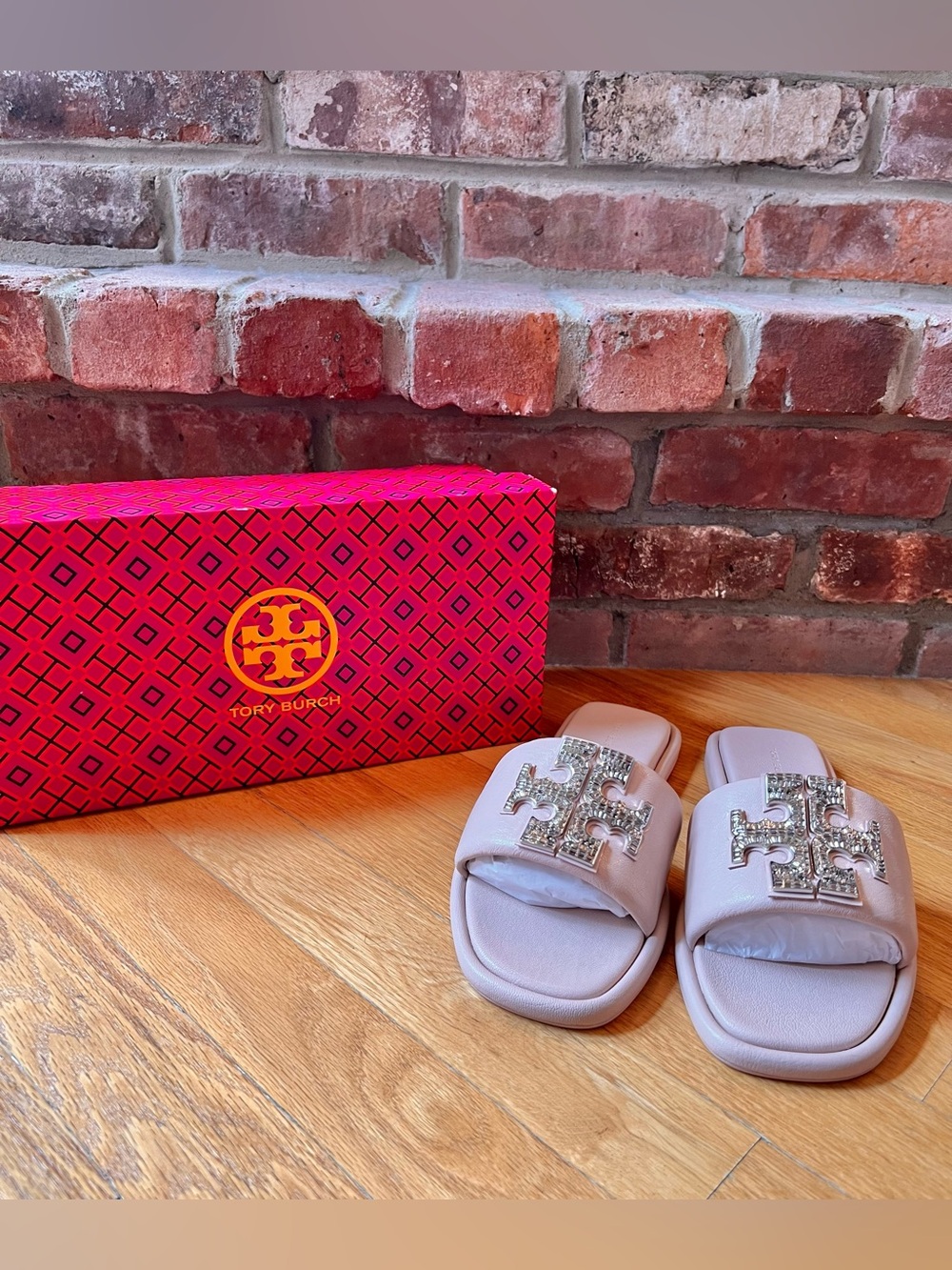 Tory Burch Shell Rose Pink Double T Crystal Deco Sport Slide Sandals - Picture 2 of 14